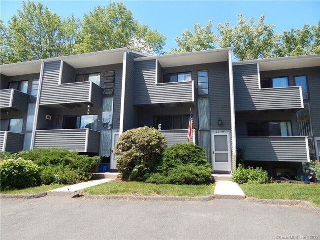 Building Photo - 21 Hudson Glen St Unit 46