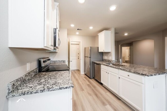 25397 Cypress Bend Dr