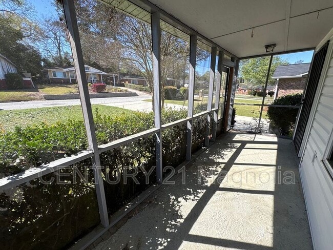 Photo - 2737 Royal St