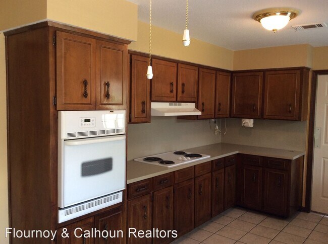 Photo - 3 br, 2 bath House - 6199 Candlestick Loop