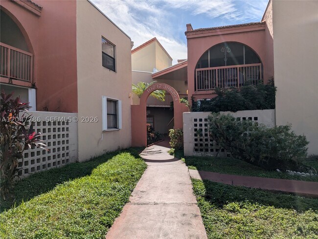 Photo - 10237 NW 9th St Cir Unit 202-4