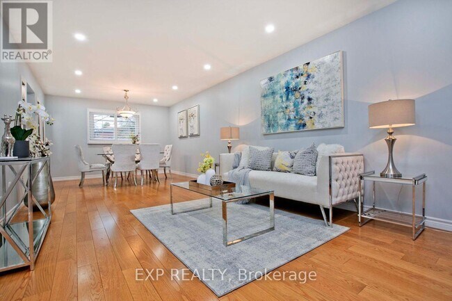 Photo - 57 Belvedere Crescent
