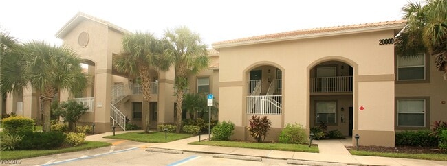 Building Photo - 20000 Barletta Ln Unit 725