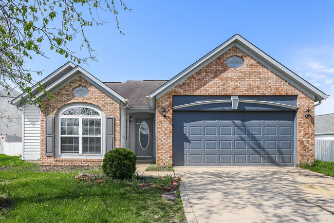 Photo - 1186 Kinross Dr House