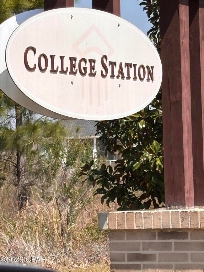 Photo - 3806 Heartwood St