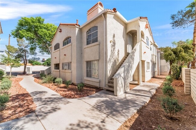 Building Photo - 4320 W Lake Mead Blvd Unit 201