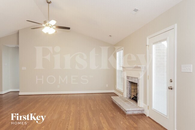 Photo - 12618 Hill Pine Rd