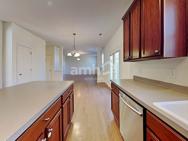 Photo - 8 Red Jonathan Ct