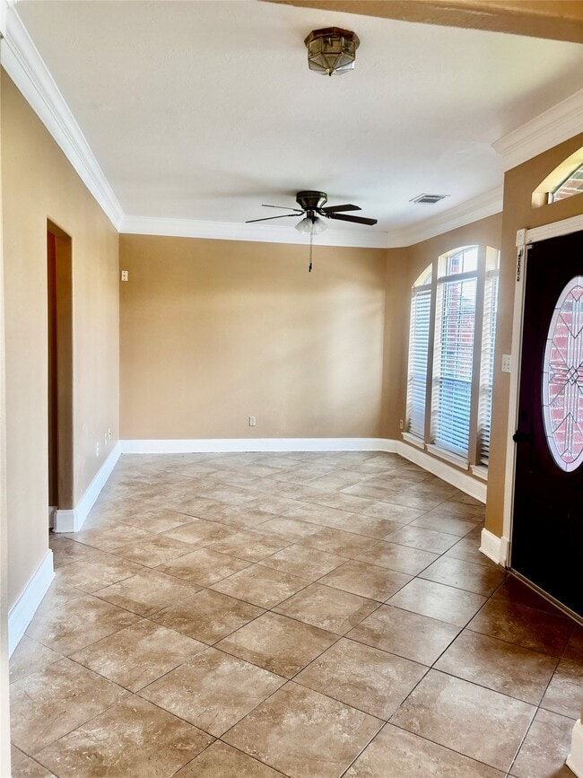 Building Photo - 4011 Alexis Cir
