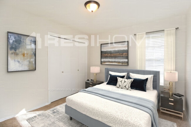 Photo - 1906 Oakmeadows Dr