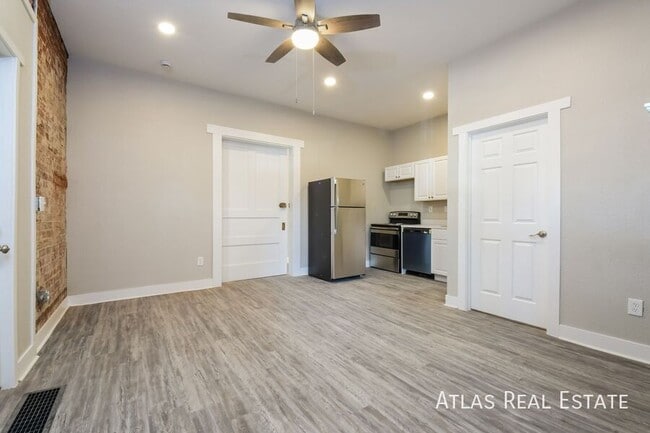 Photo - 1220 Corona St Unidad 7