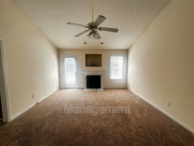 Photo - 370 Parrish Farm Ln House
