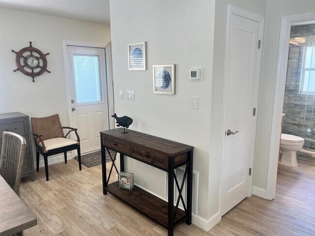 Photo - 6020 Midnight Pass Rd