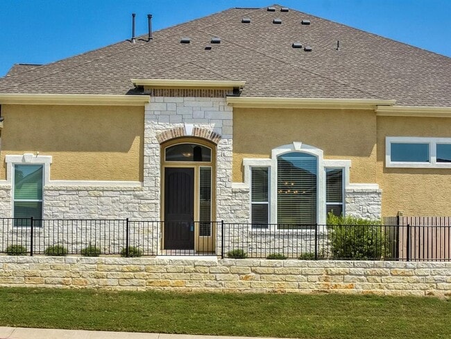 Photo - 106 Evolutions Path