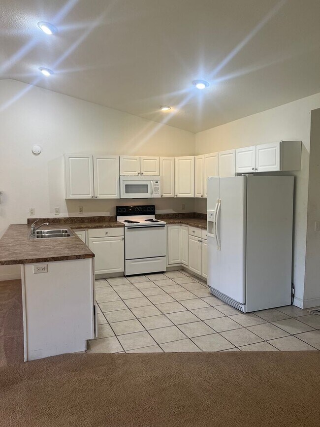 Photo - RECENTLY LISTED RENTAL!