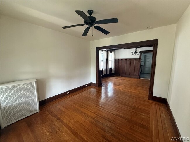 Photo - 37 Inwood Pl