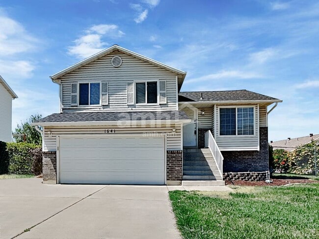 Building Photo - 1641 N 810 W Rental