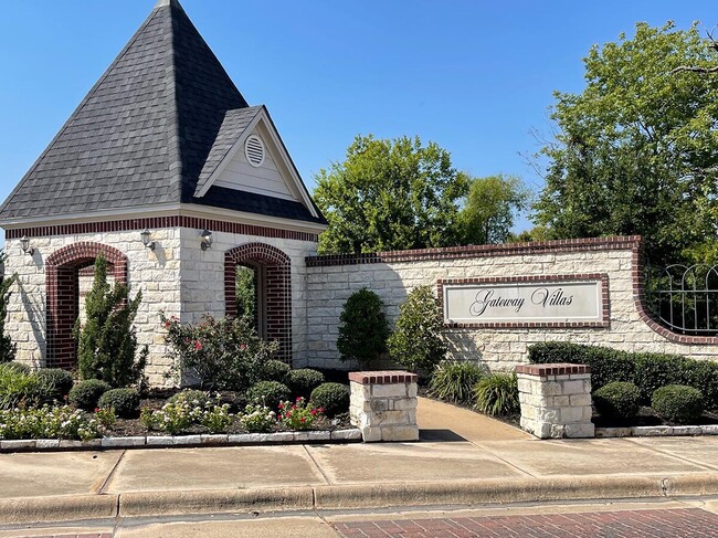 Photo - 144 Forest Dr Loop Townhome