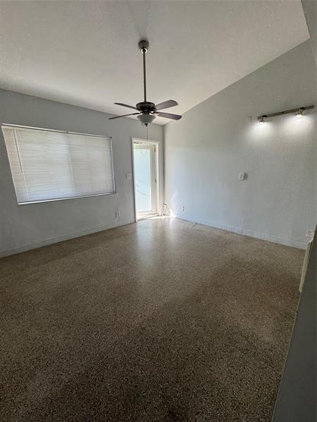 Photo - 2025 N 16th Ave Unidad 2