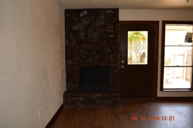 Apartments For Rent In 75211 Dallas Tx Forrent Photo 2918 Lourdes St
