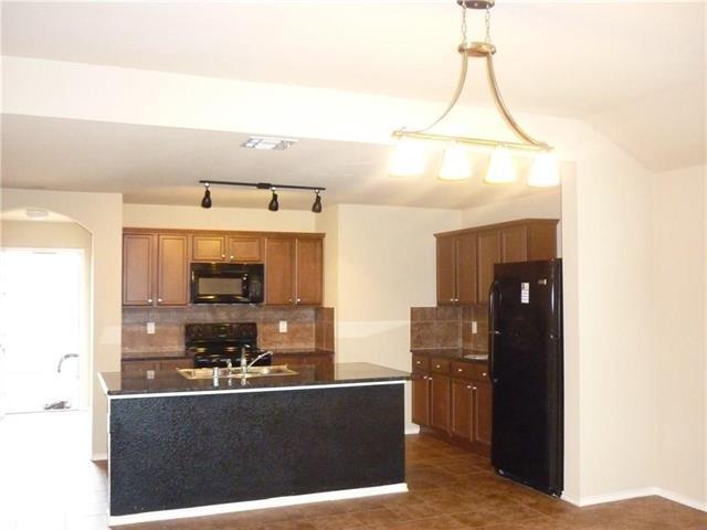 Photo - 1806 Arbordale Way