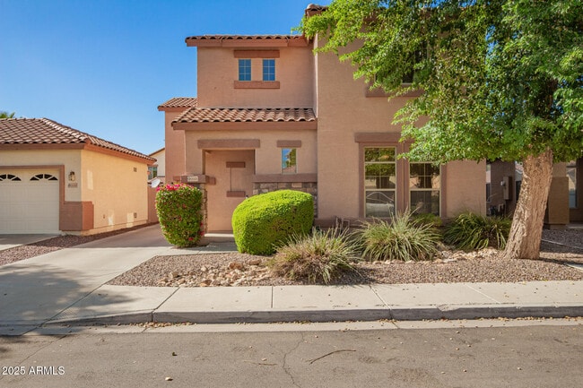 Photo - 2606 E Chester Dr