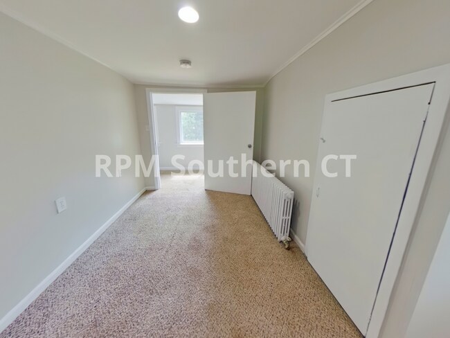 Single Family Home | 4 bedroom | Hamden