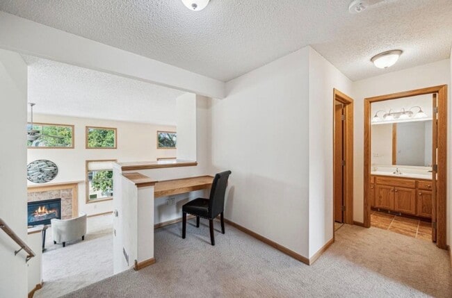 Photo - 8315 Cedarview Cir