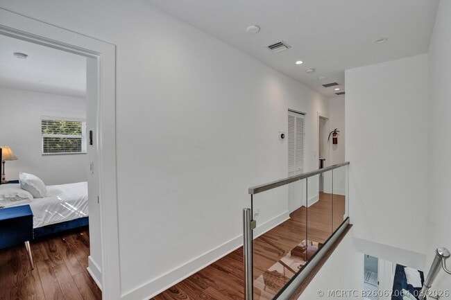 833 SW 17th St