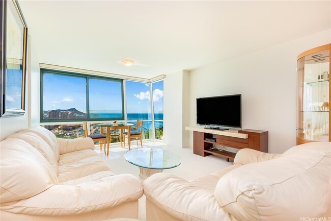 Building Photo - 88 Piikoi St Unit 3907