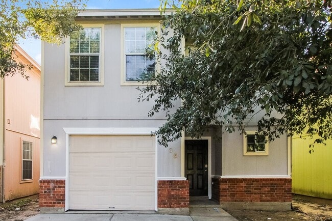 Building Photo - 4935 N Cancun Dr