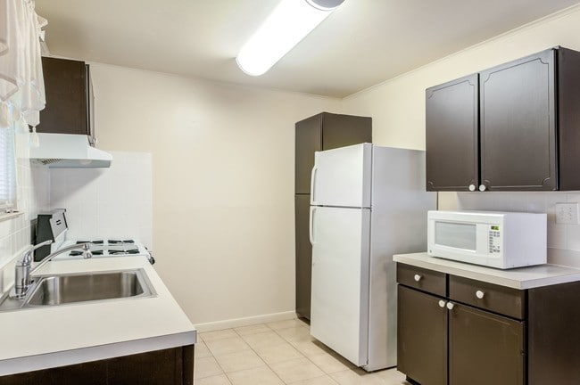 Wingate Apartments, LLC