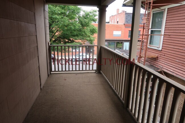 Photo - 164-166-166 Meigs St Unit 166-4