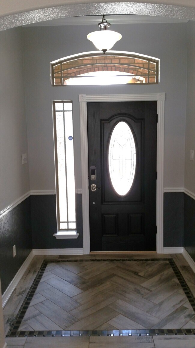 Photo - 220 Black Walnut Ct