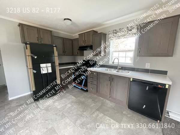 Building Photo - 3218 OH-82 Rental