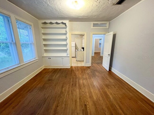 Photo - 1118 NW 3rd Ave