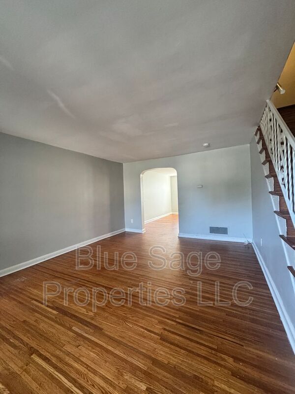 Photo - 2304 Bond Ave