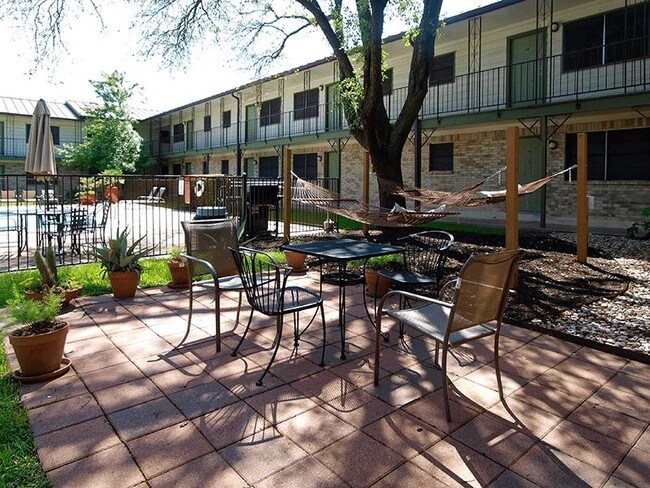 Photo - Shoal Creek North