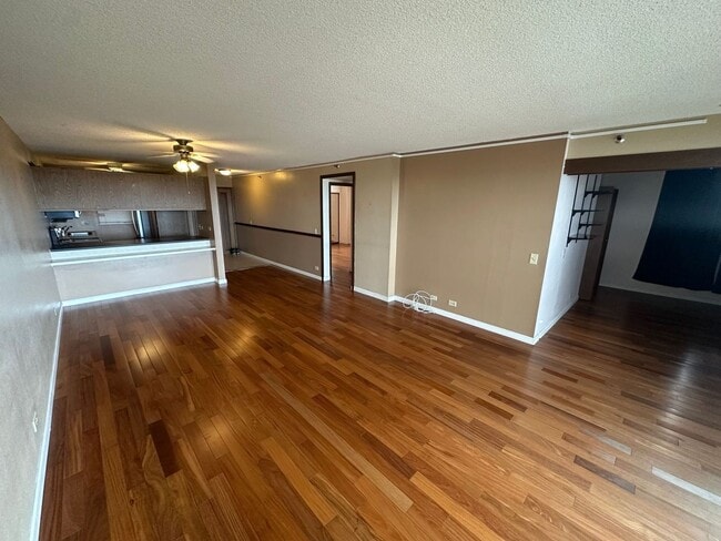 Building Photo - 2 BD / 2 BA Apartment in Aiea!