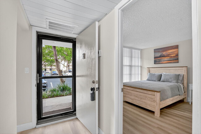 Photo - 8 Royal Palm Way Unit 107