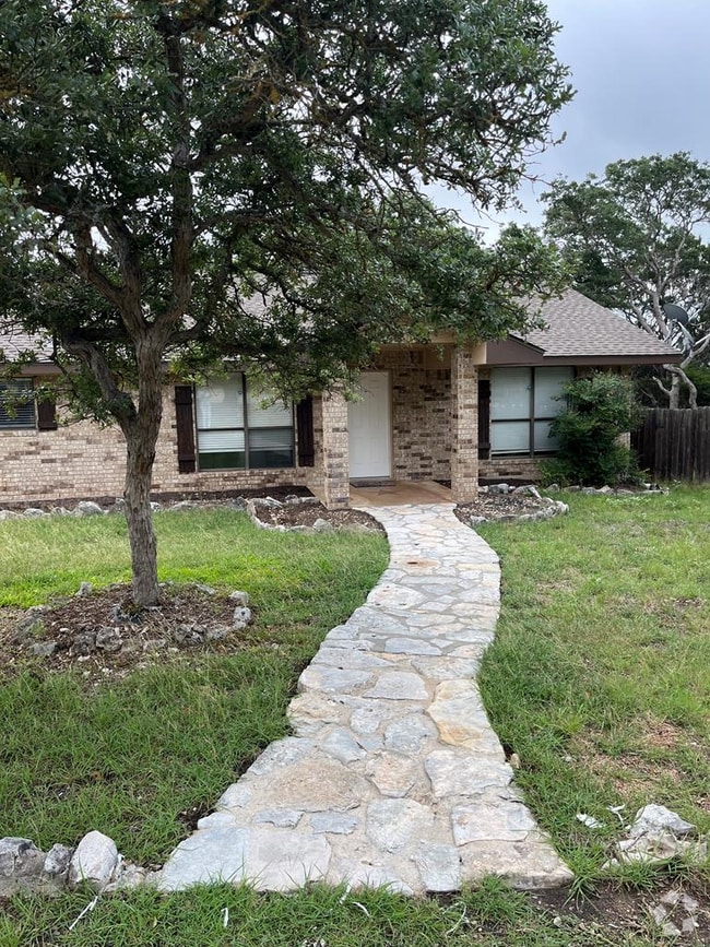 Building Photo - 577 Pleasant View Dr Rental