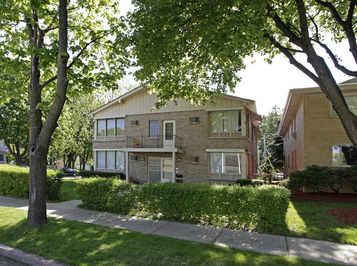 Photo - 950 N Glenview Ave