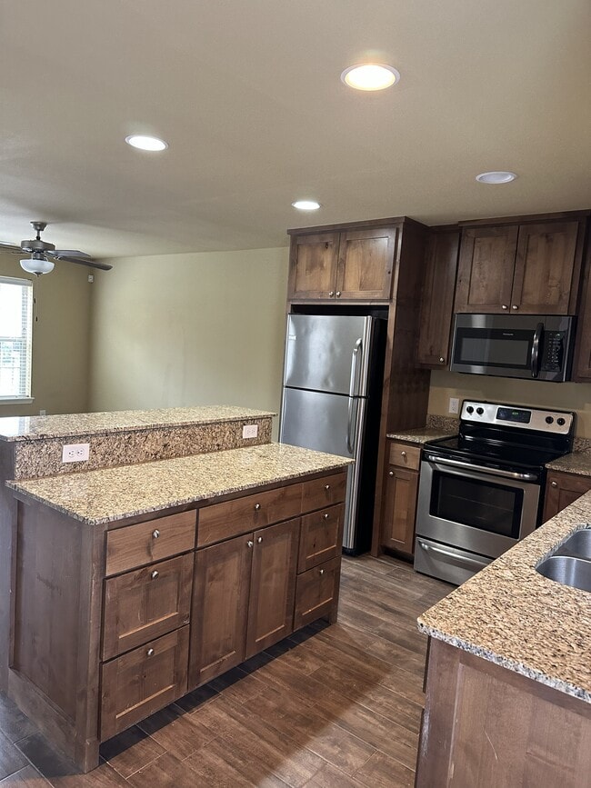 Photo - 2813 W Cottonwillow Way