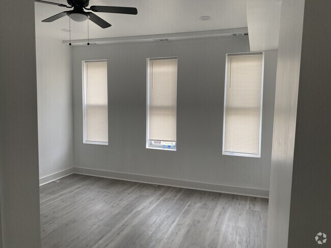 Building Photo - 710 N Fulton Ave Rental