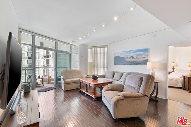 Photo - 13650 Marina Pointe Dr Unit 805