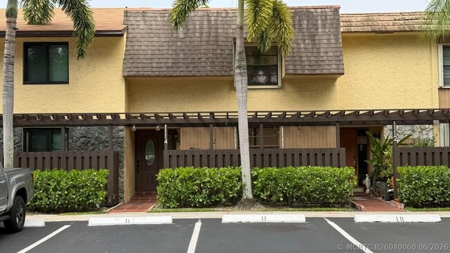 Building Photo - 1114 NW 79th Dr