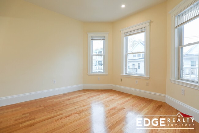Photo - 36 Brackett St Unit 2