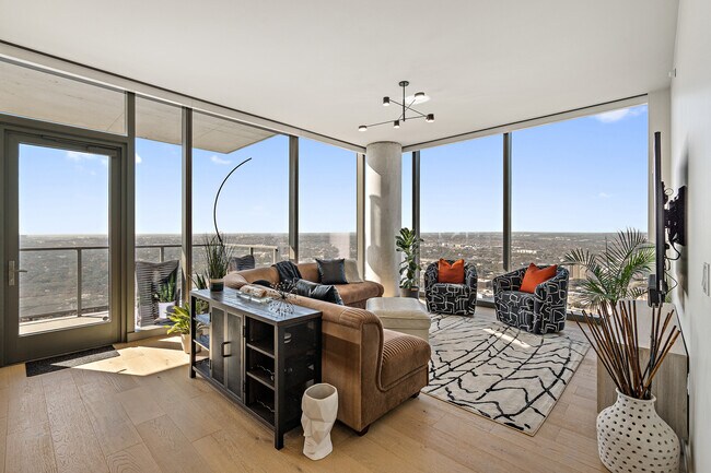 Photo - 44 East Ave Unidad 3801