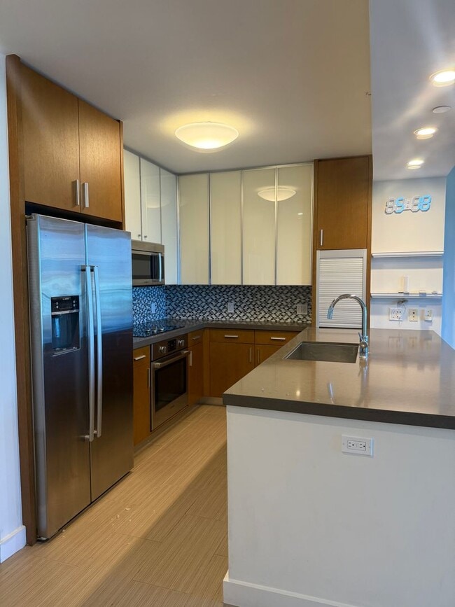 Building Photo - 600 Ala Moana Blvd Unit 905