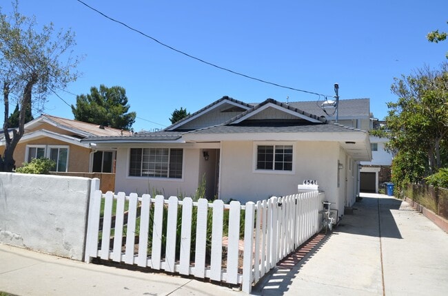 Building Photo - 4541 W 172nd St